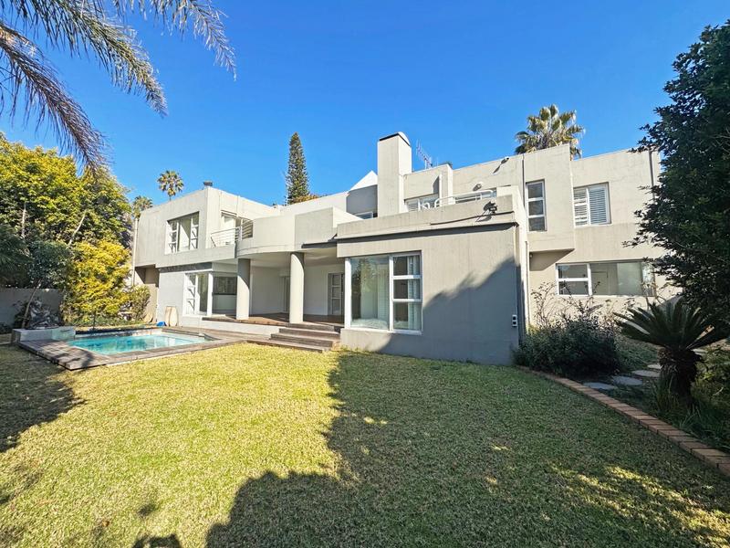 3 Bedroom Property for Sale in Sandhurst Gauteng