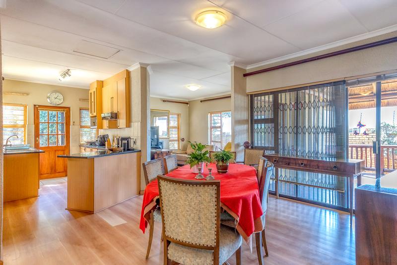 3 Bedroom Property for Sale in Pinehaven Gauteng