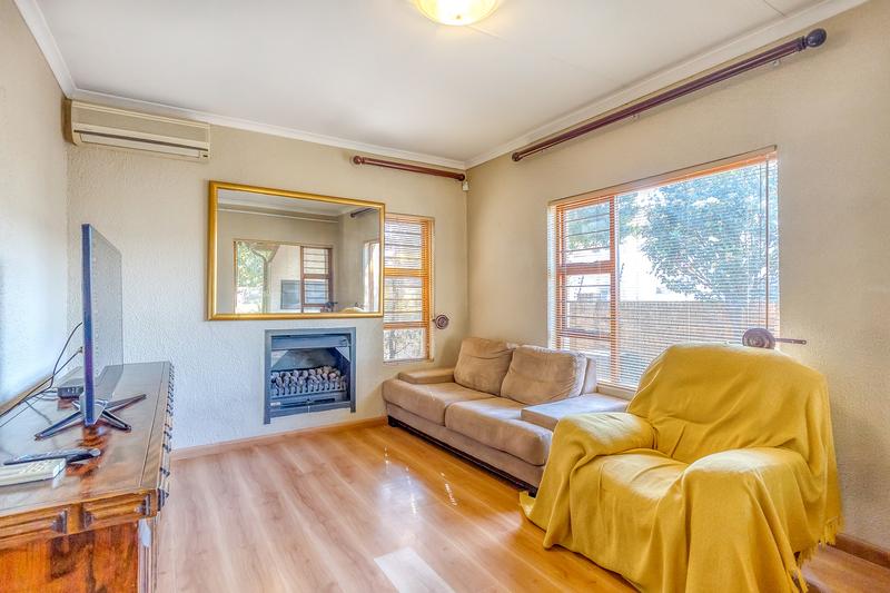 3 Bedroom Property for Sale in Pinehaven Gauteng