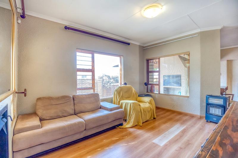 3 Bedroom Property for Sale in Pinehaven Gauteng