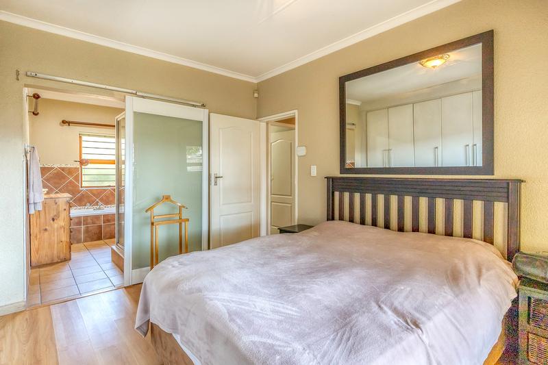 3 Bedroom Property for Sale in Pinehaven Gauteng