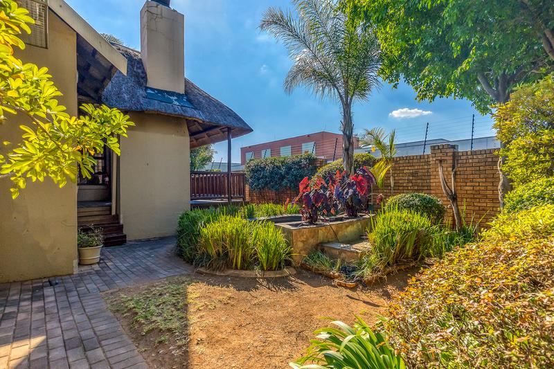 3 Bedroom Property for Sale in Pinehaven Gauteng