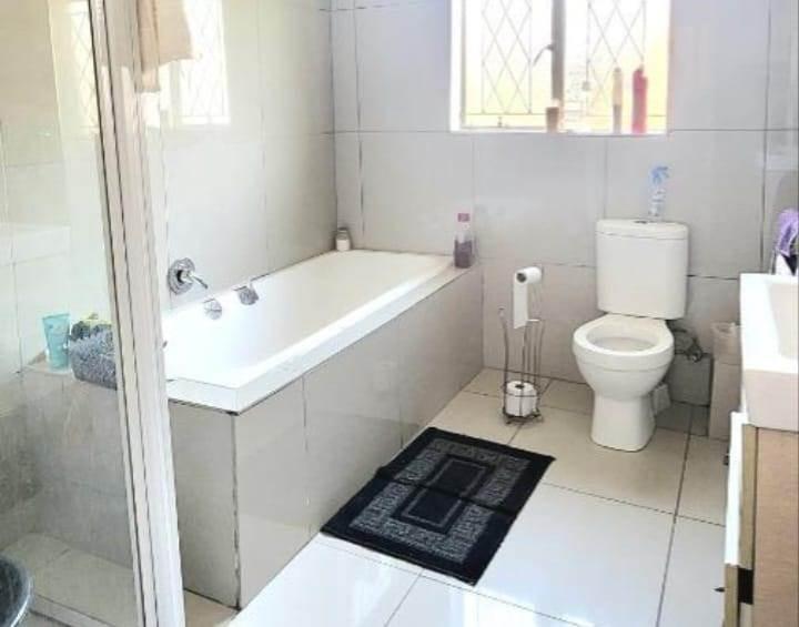 3 Bedroom Property for Sale in Raceview Gauteng