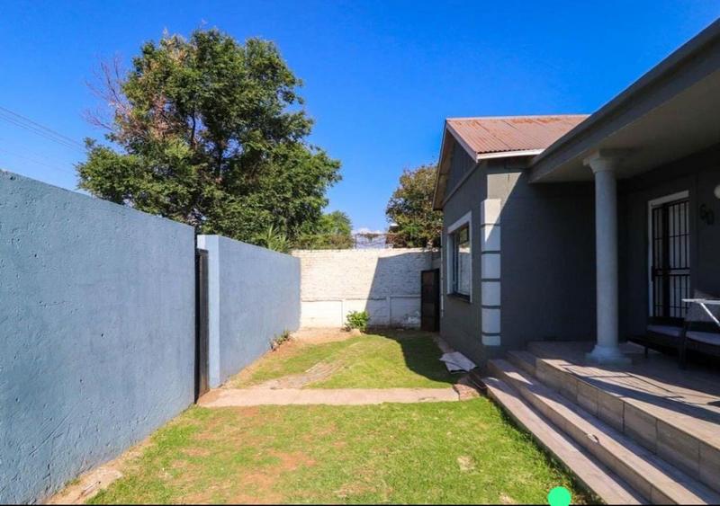 3 Bedroom Property for Sale in Kenilworth Gauteng