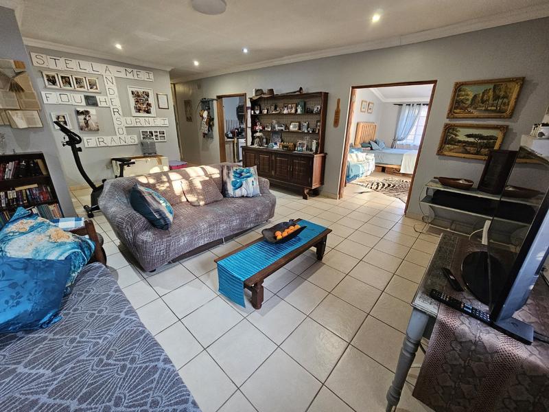 5 Bedroom Property for Sale in Annlin Gauteng