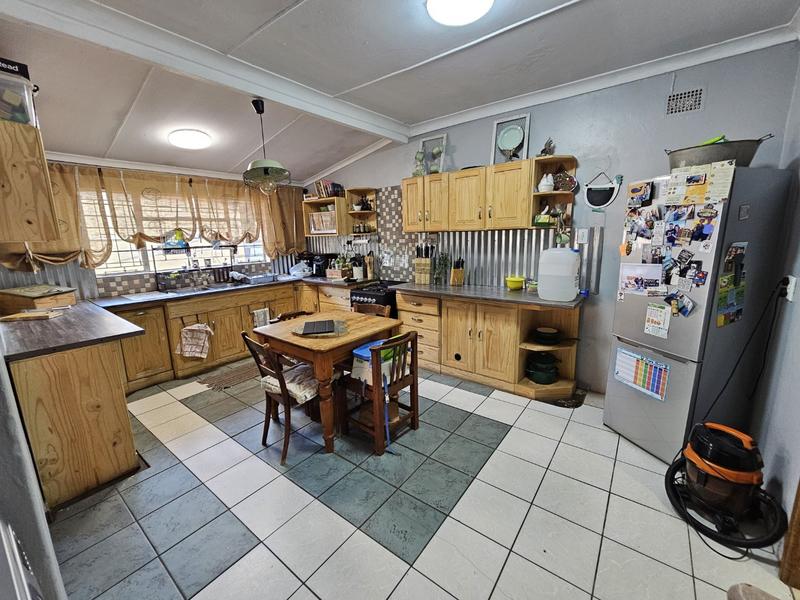 5 Bedroom Property for Sale in Annlin Gauteng
