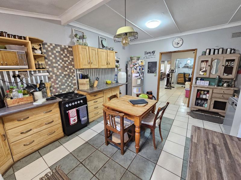 5 Bedroom Property for Sale in Annlin Gauteng