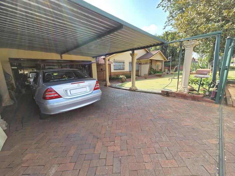 3 Bedroom Property for Sale in Sinoville Gauteng
