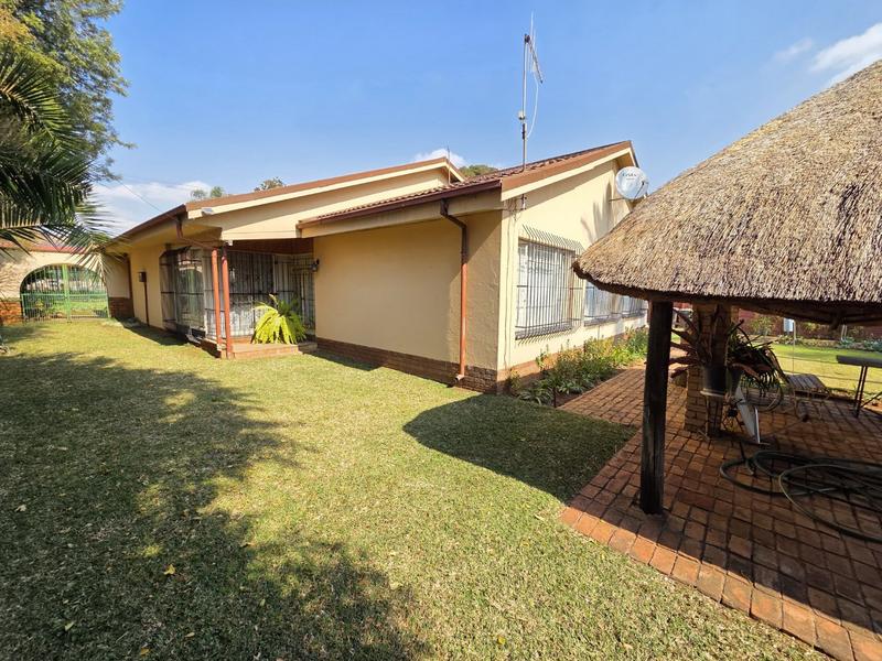 3 Bedroom Property for Sale in Sinoville Gauteng
