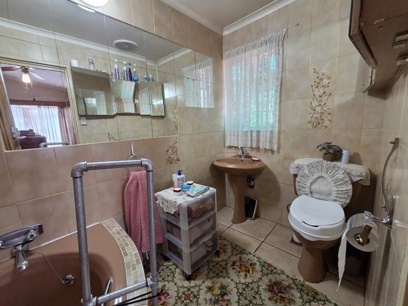 3 Bedroom Property for Sale in Sinoville Gauteng