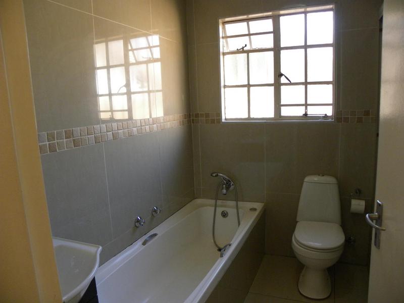 To Let 2 Bedroom Property for Rent in Kelvin Gauteng
