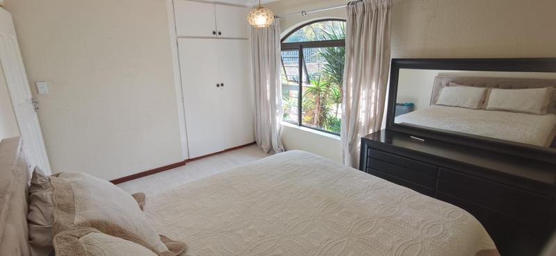 To Let 4 Bedroom Property for Rent in Strubensvallei Gauteng