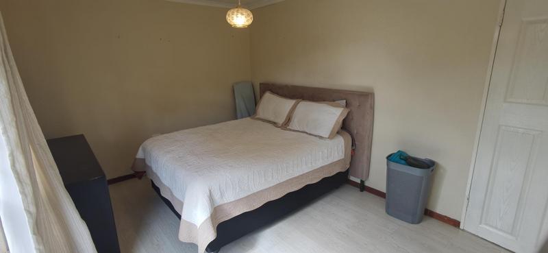To Let 4 Bedroom Property for Rent in Strubensvallei Gauteng