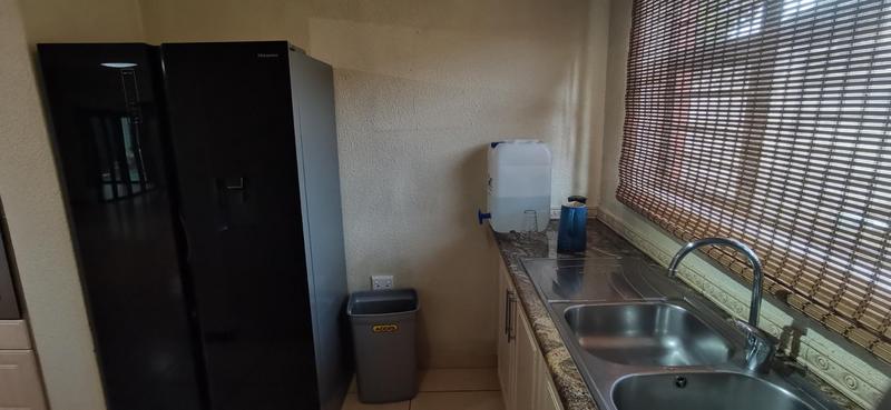 To Let 4 Bedroom Property for Rent in Strubensvallei Gauteng