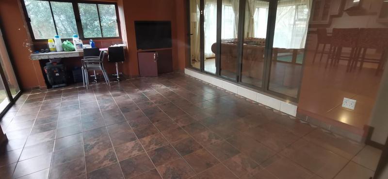 To Let 4 Bedroom Property for Rent in Strubensvallei Gauteng