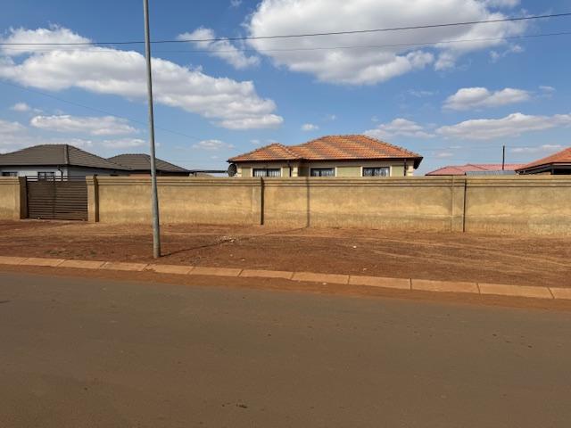 3 Bedroom Property for Sale in Westonaria Gauteng