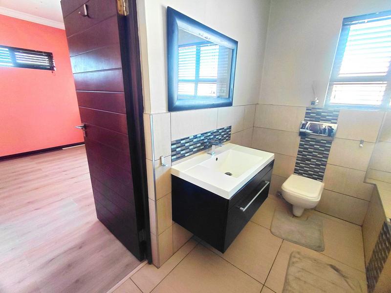 4 Bedroom Property for Sale in Midlands Estate Gauteng