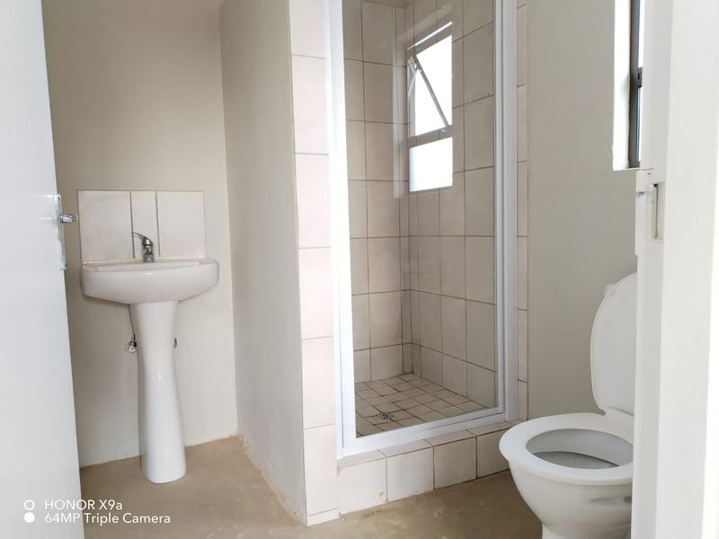 3 Bedroom Property for Sale in Albertsdal Gauteng