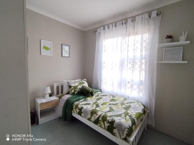 2 Bedroom Property for Sale in Palm Ridge Gauteng