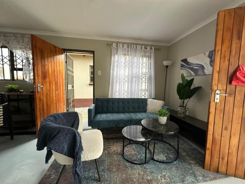 2 Bedroom Property for Sale in Palm Ridge Gauteng