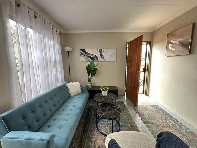 2 Bedroom Property for Sale in Palm Ridge Gauteng