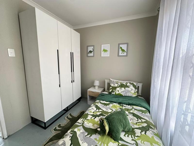 2 Bedroom Property for Sale in Palm Ridge Gauteng