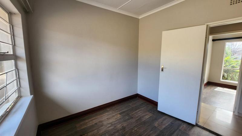 To Let 4 Bedroom Property for Rent in Brackenhurst Gauteng