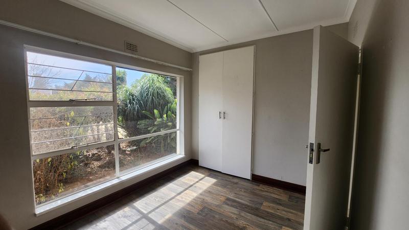 To Let 4 Bedroom Property for Rent in Brackenhurst Gauteng