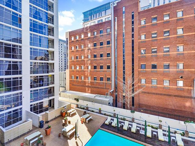 To Let 1 Bedroom Property for Rent in Sandton Central Gauteng