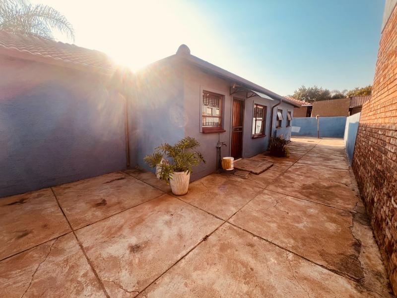 3 Bedroom Property for Sale in The Orchards Gauteng