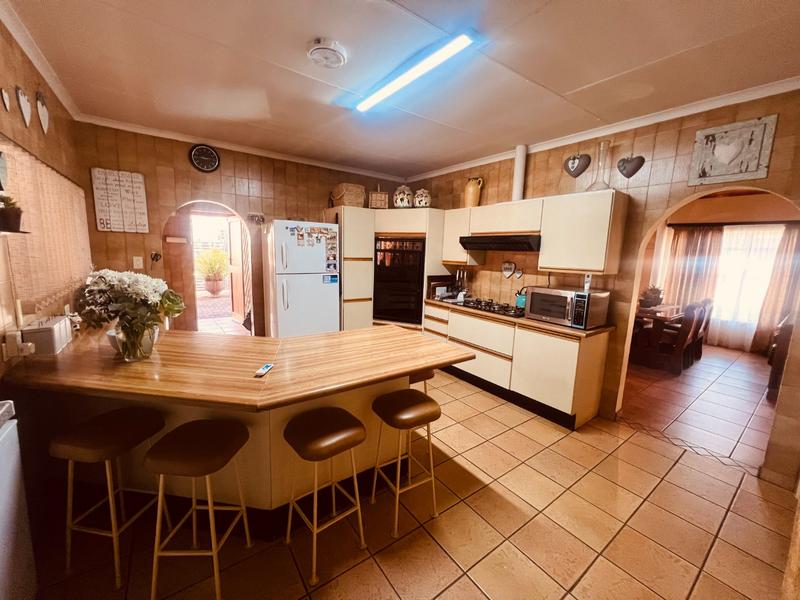 3 Bedroom Property for Sale in Dorandia Gauteng