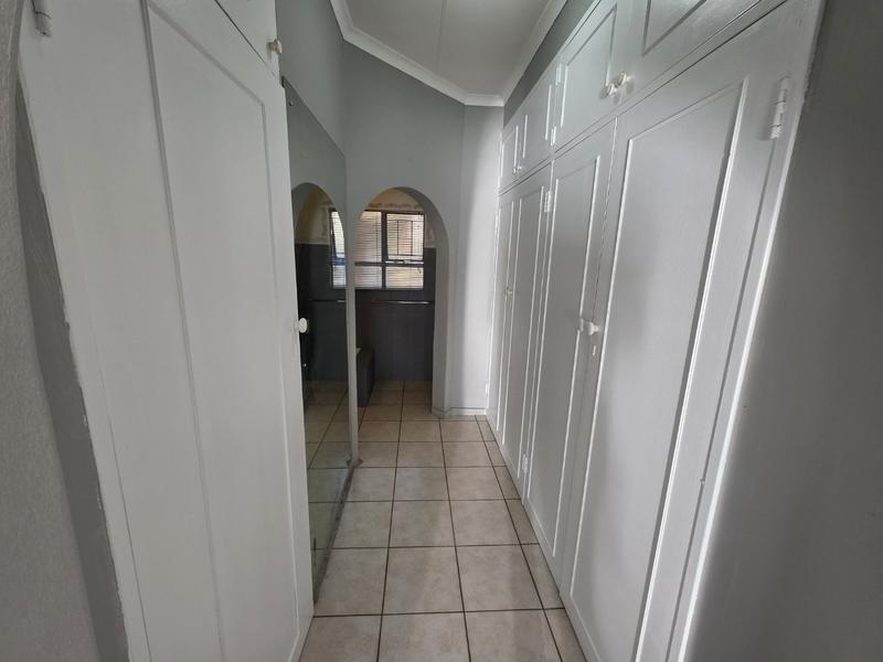 4 Bedroom Property for Sale in Magalieskruin Gauteng