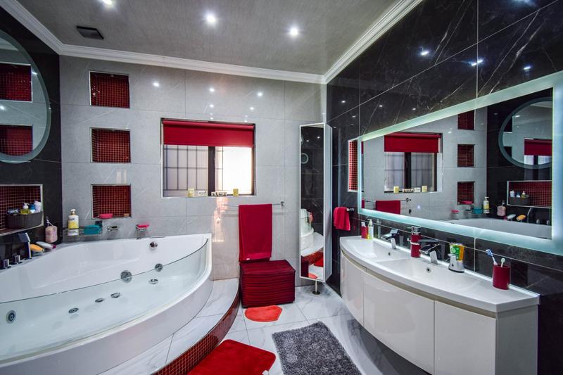 8 Bedroom Property for Sale in Pretoria North Gauteng