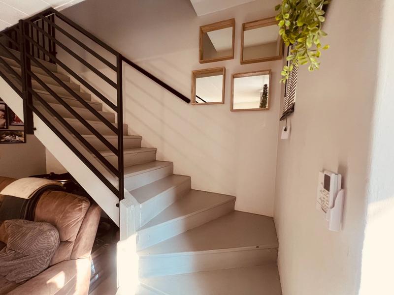 2 Bedroom Property for Sale in Pretoria North Gauteng