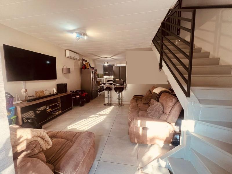 2 Bedroom Property for Sale in Pretoria North Gauteng