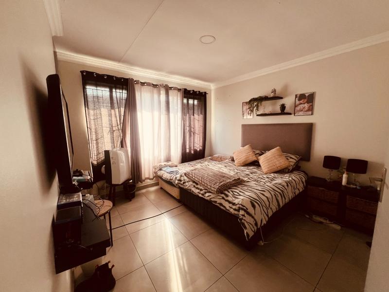 2 Bedroom Property for Sale in Pretoria North Gauteng