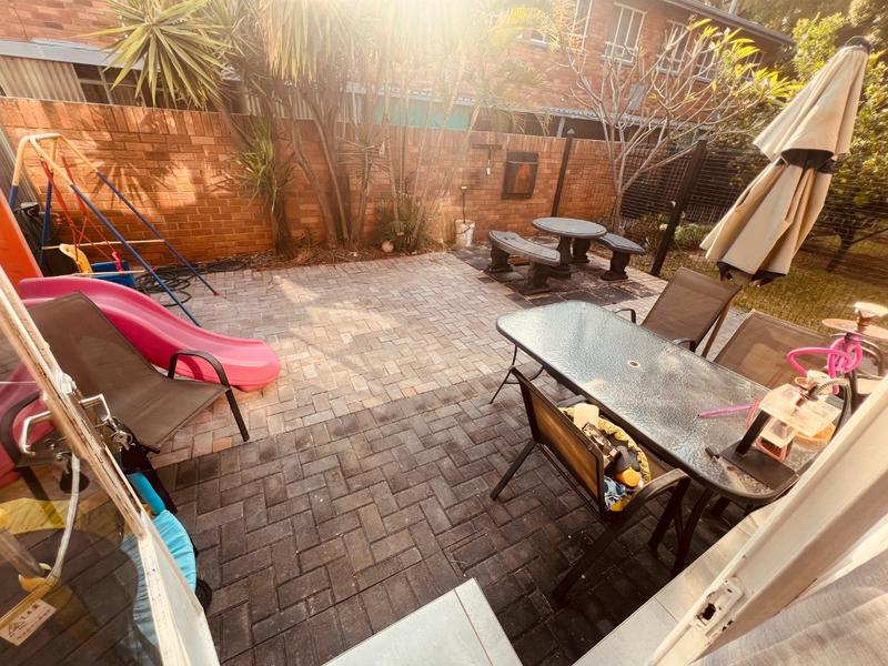 2 Bedroom Property for Sale in Pretoria North Gauteng