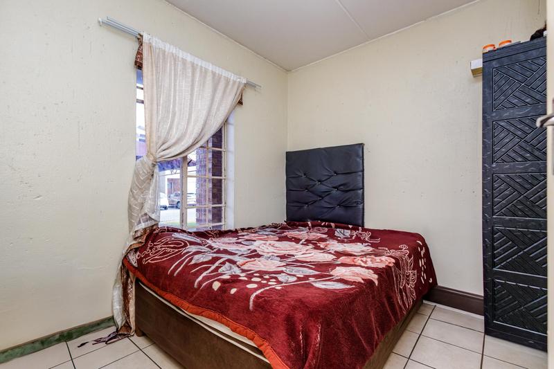 2 Bedroom Property for Sale in Comet Gauteng
