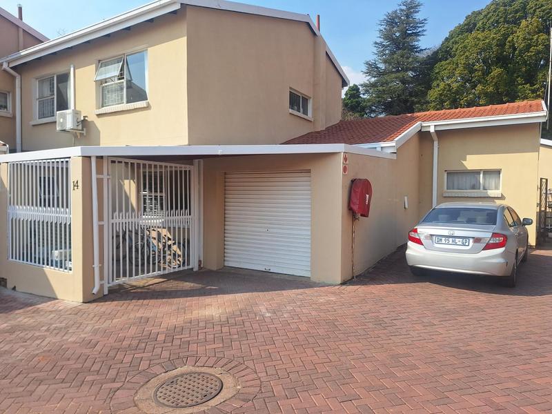 4 Bedroom Property for Sale in Waterkloof Glen Gauteng