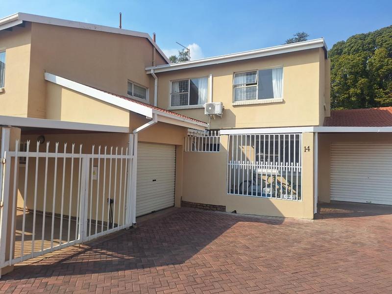 4 Bedroom Property for Sale in Waterkloof Glen Gauteng