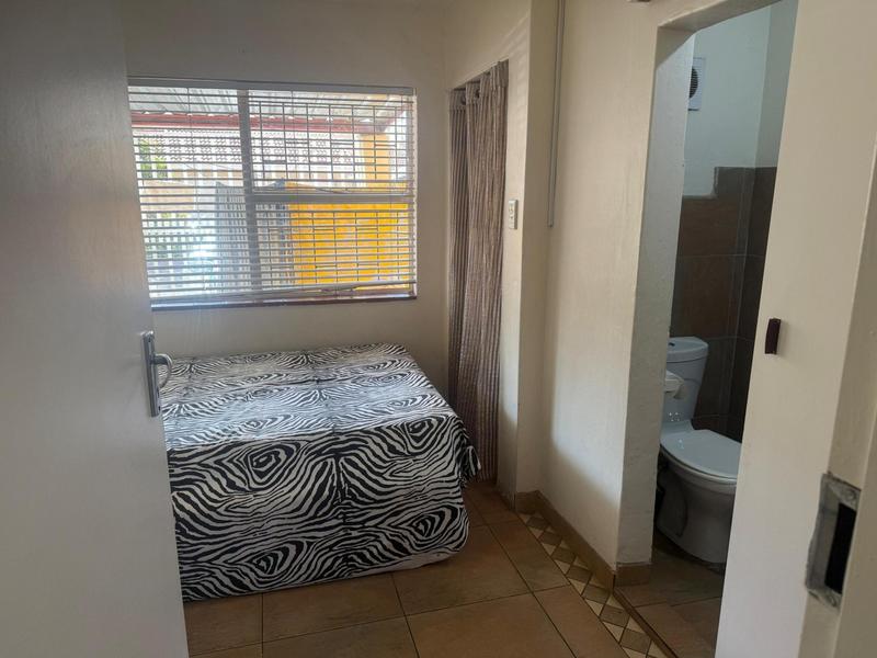 4 Bedroom Property for Sale in Waterkloof Glen Gauteng