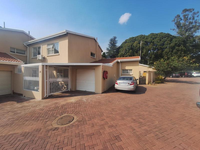 4 Bedroom Property for Sale in Waterkloof Glen Gauteng