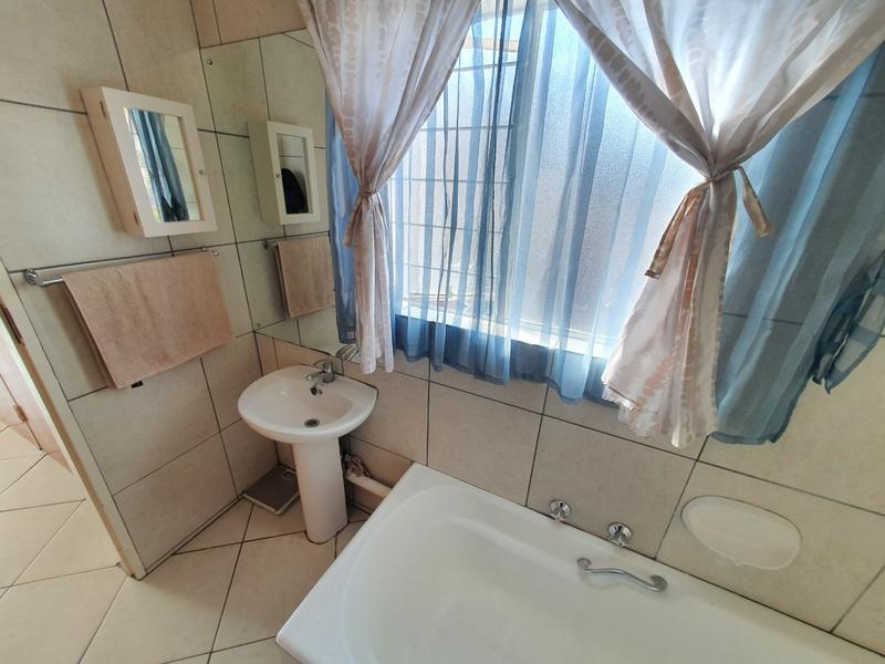 3 Bedroom Property for Sale in Wonderboom Gauteng