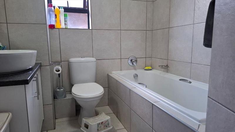 3 Bedroom Property for Sale in Ravenswood Gauteng