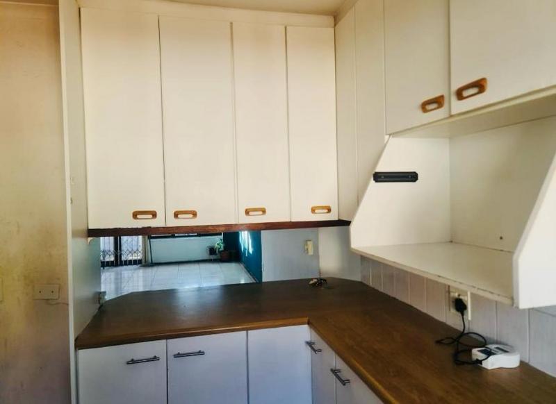 To Let 2 Bedroom Property for Rent in Kensington Gauteng
