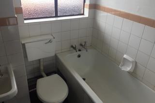 To Let 1 Bedroom Property for Rent in Malvern Gauteng