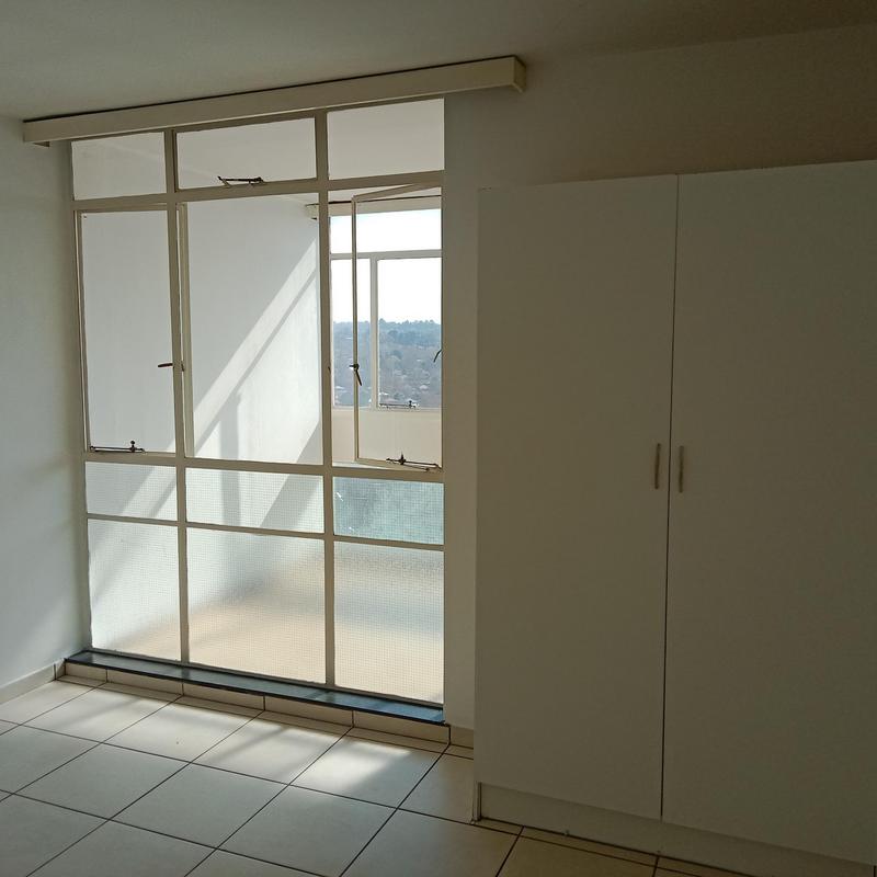 1 Bedroom Property for Sale in Kensington Gauteng