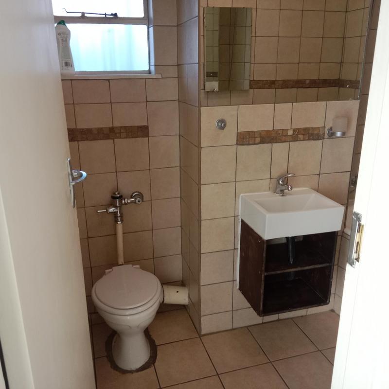 1 Bedroom Property for Sale in Kensington Gauteng