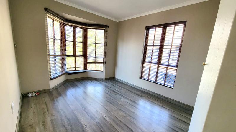 To Let 3 Bedroom Property for Rent in Rivonia Gauteng