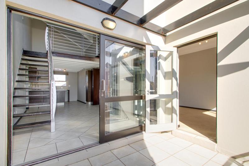 To Let 2 Bedroom Property for Rent in Lonehill Gauteng